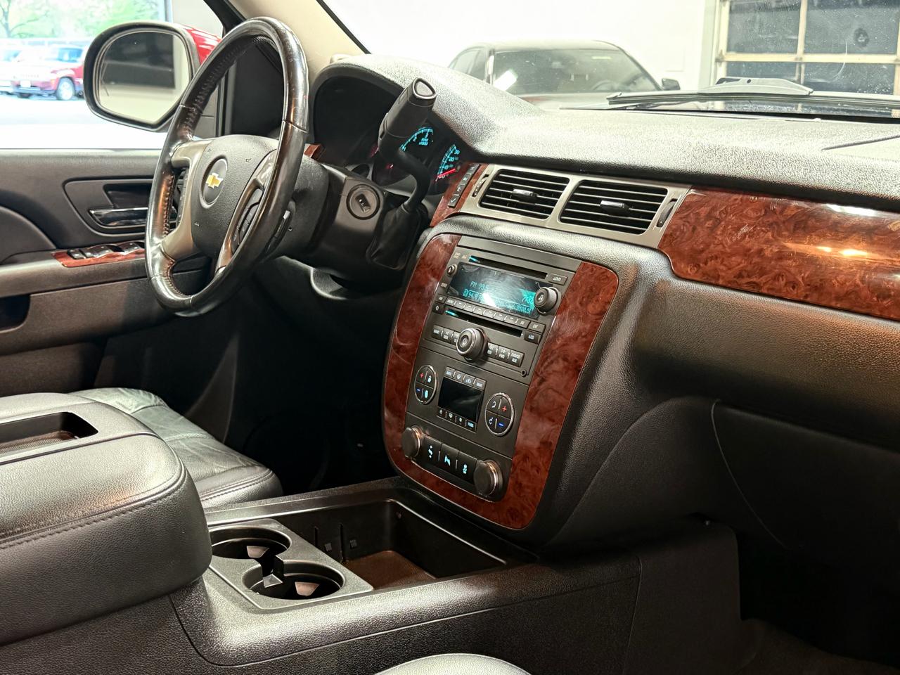 Chevrolet Tahoe 4WD 4dr 1500 LT 2013