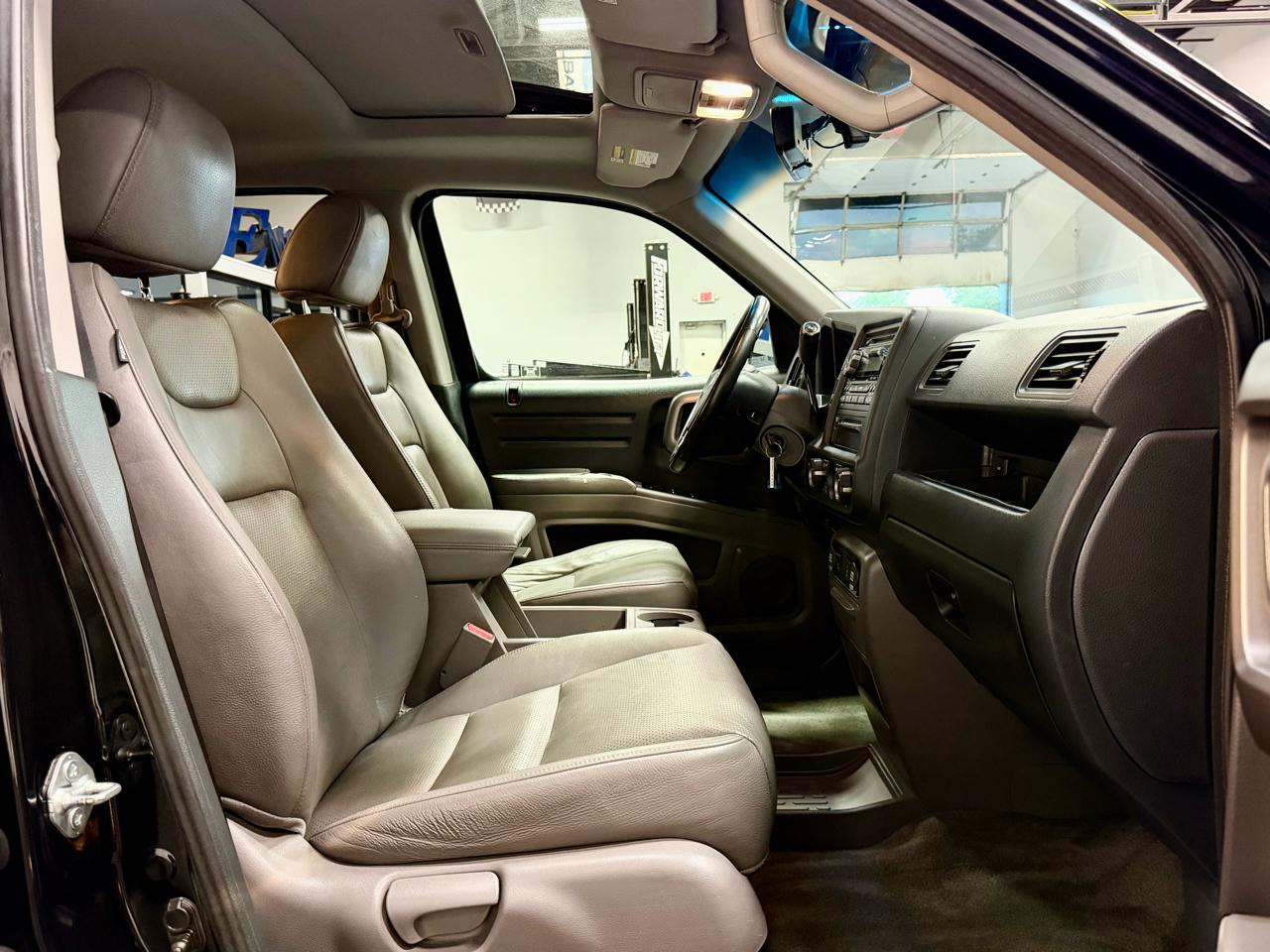Honda Ridgeline 4WD Crew Cab RTL 2012