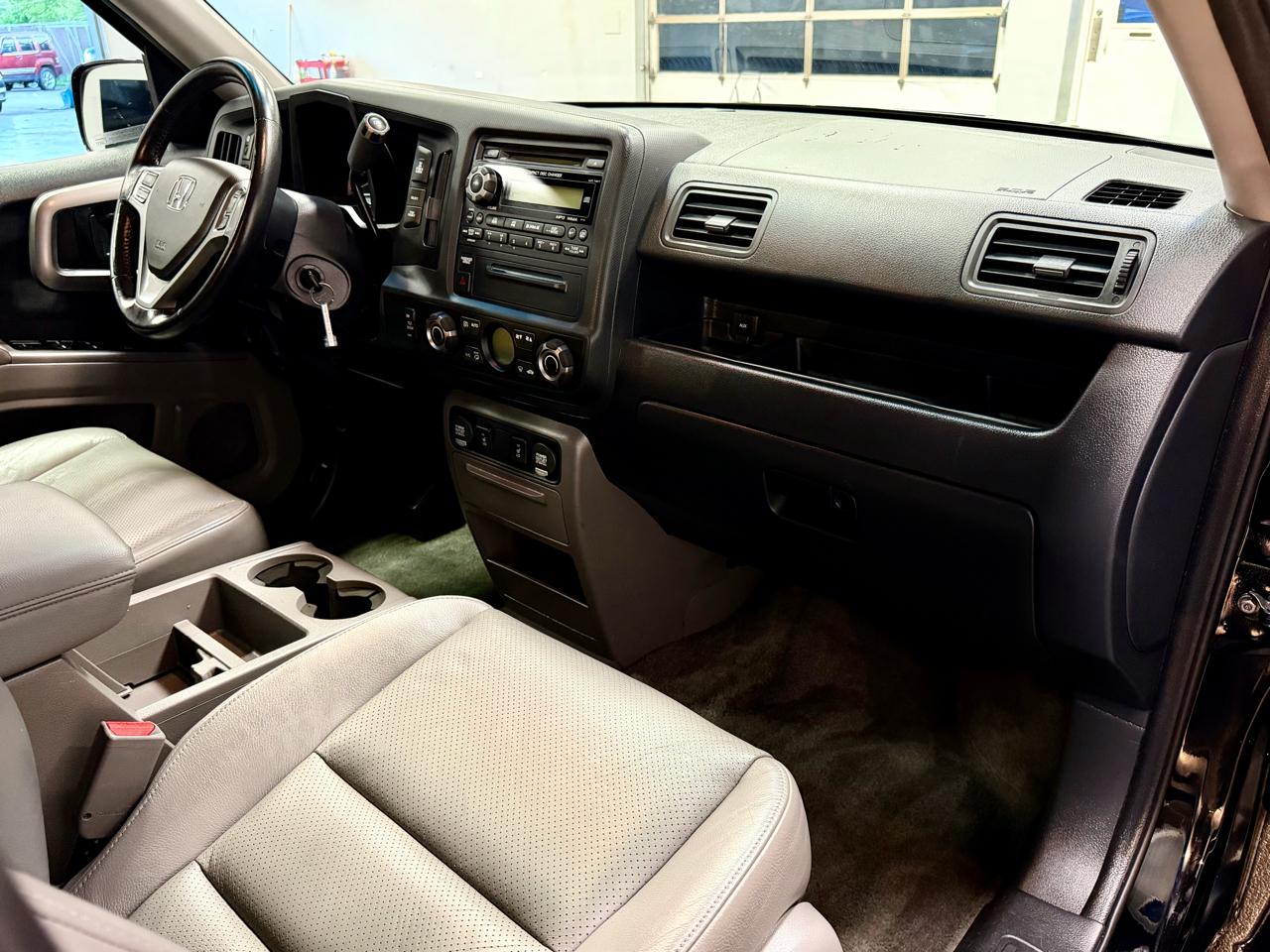 Honda Ridgeline 4WD Crew Cab RTL 2012
