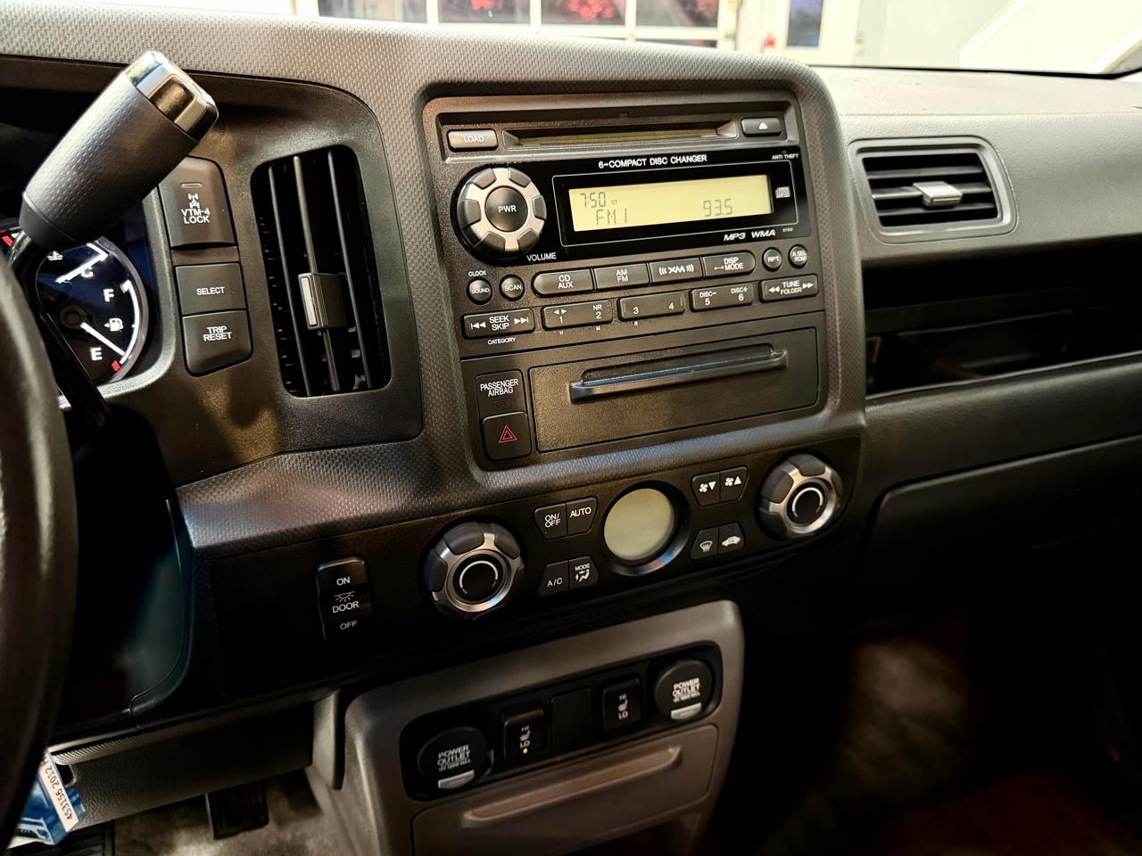 Honda Ridgeline 4WD Crew Cab RTL 2012