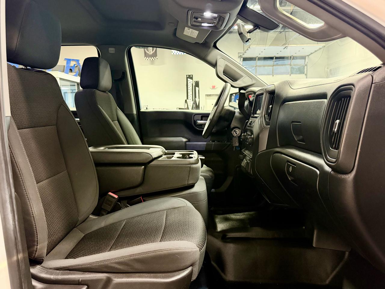 Chevrolet Silverado 1500 4WD Crew Cab 157" Work Truck 2020