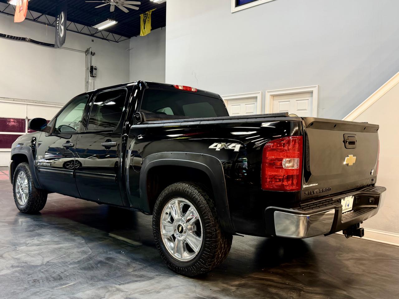 Chevrolet Silverado 1500 4WD Crew Cab 143.5" LT 2013