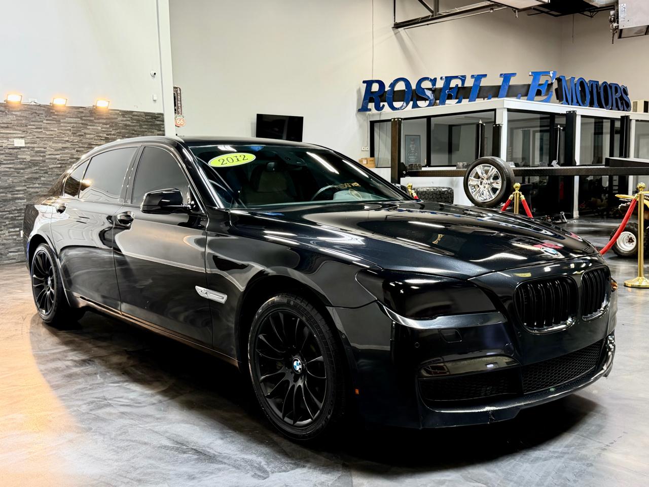 BMW 7 Series 4dr Sdn 750Li xDrive AWD 2012