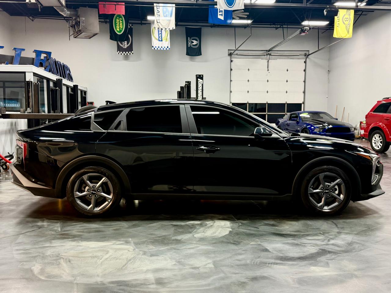 Kia K4 LXS FWD 2025