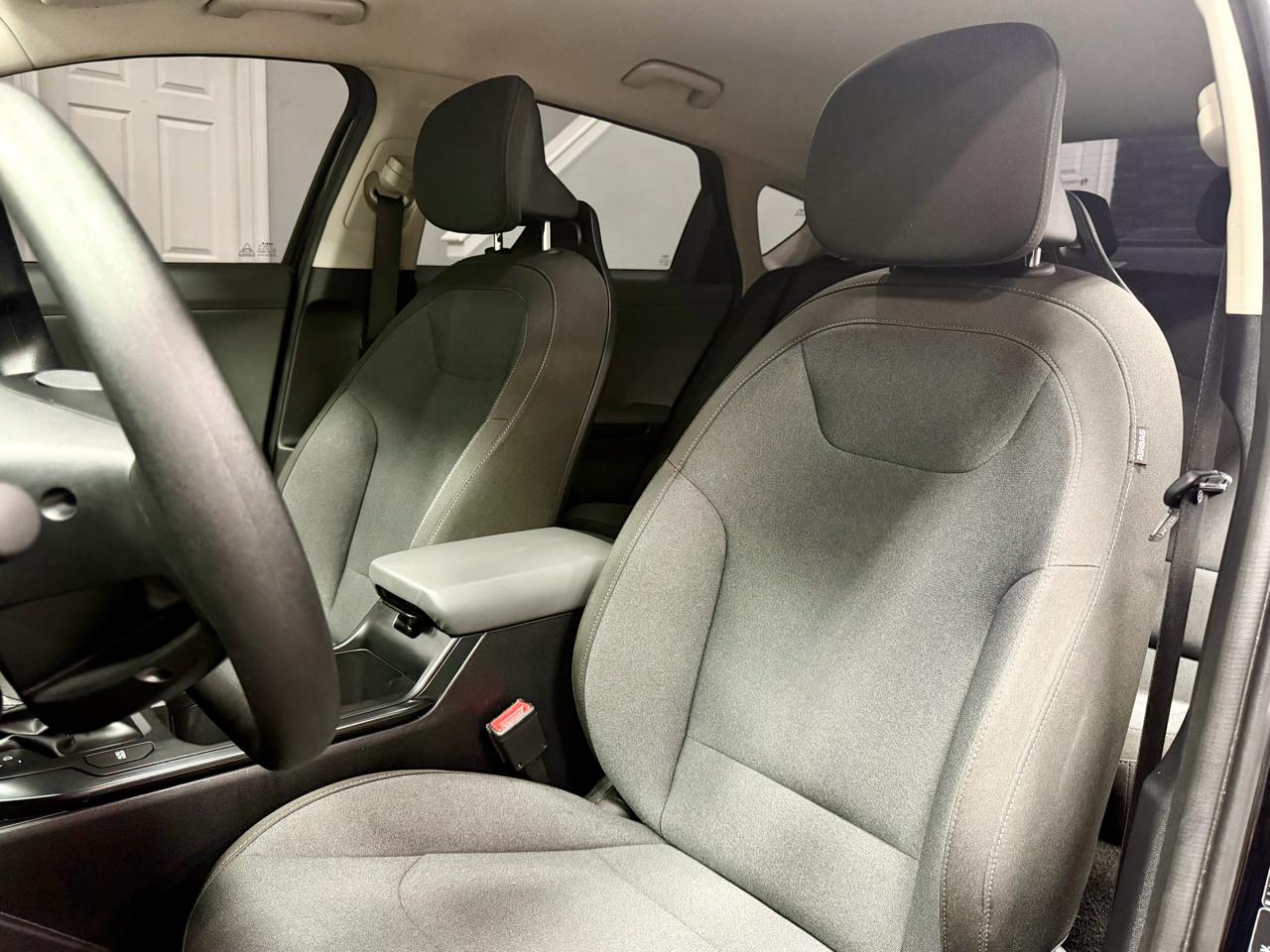 Kia K4 LXS FWD 2025
