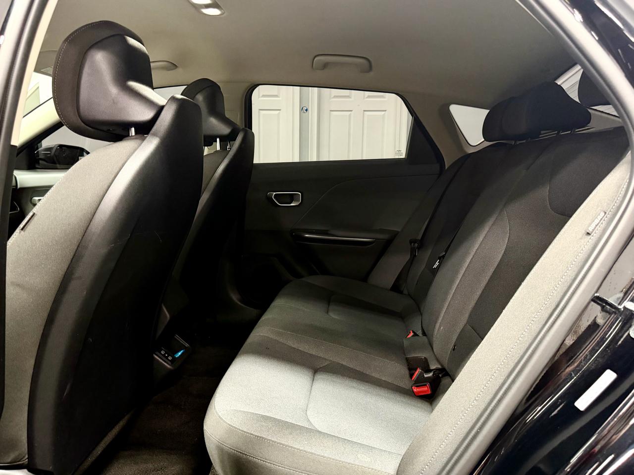 Kia K4 LXS FWD 2025