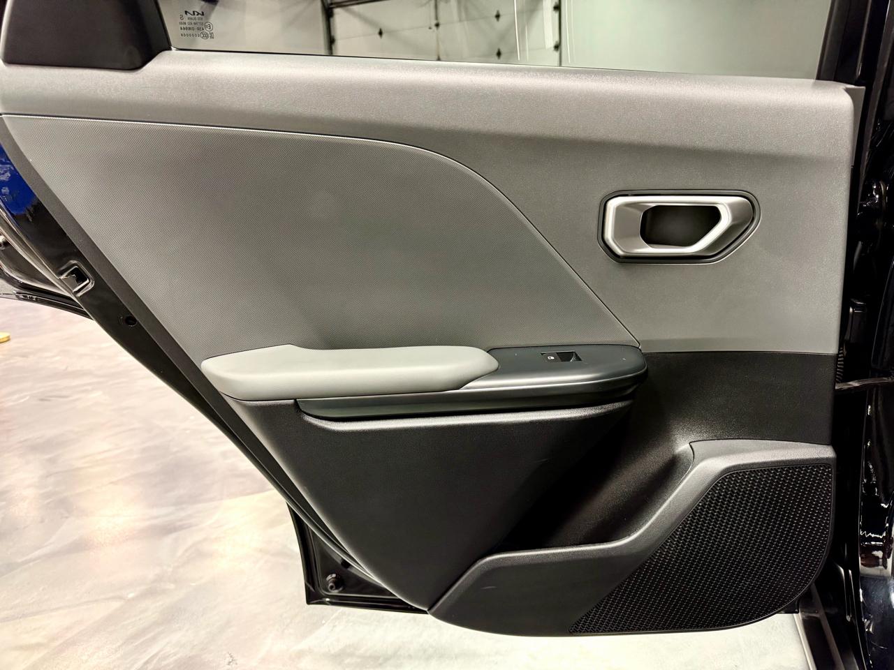 Kia K4 LXS FWD 2025