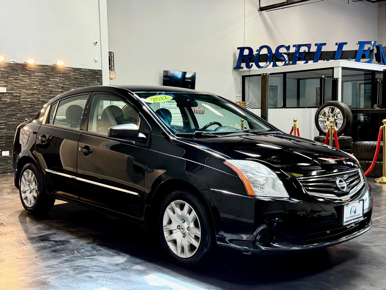 Nissan Sentra 4dr Sdn I4 CVT 2.0 S 2012