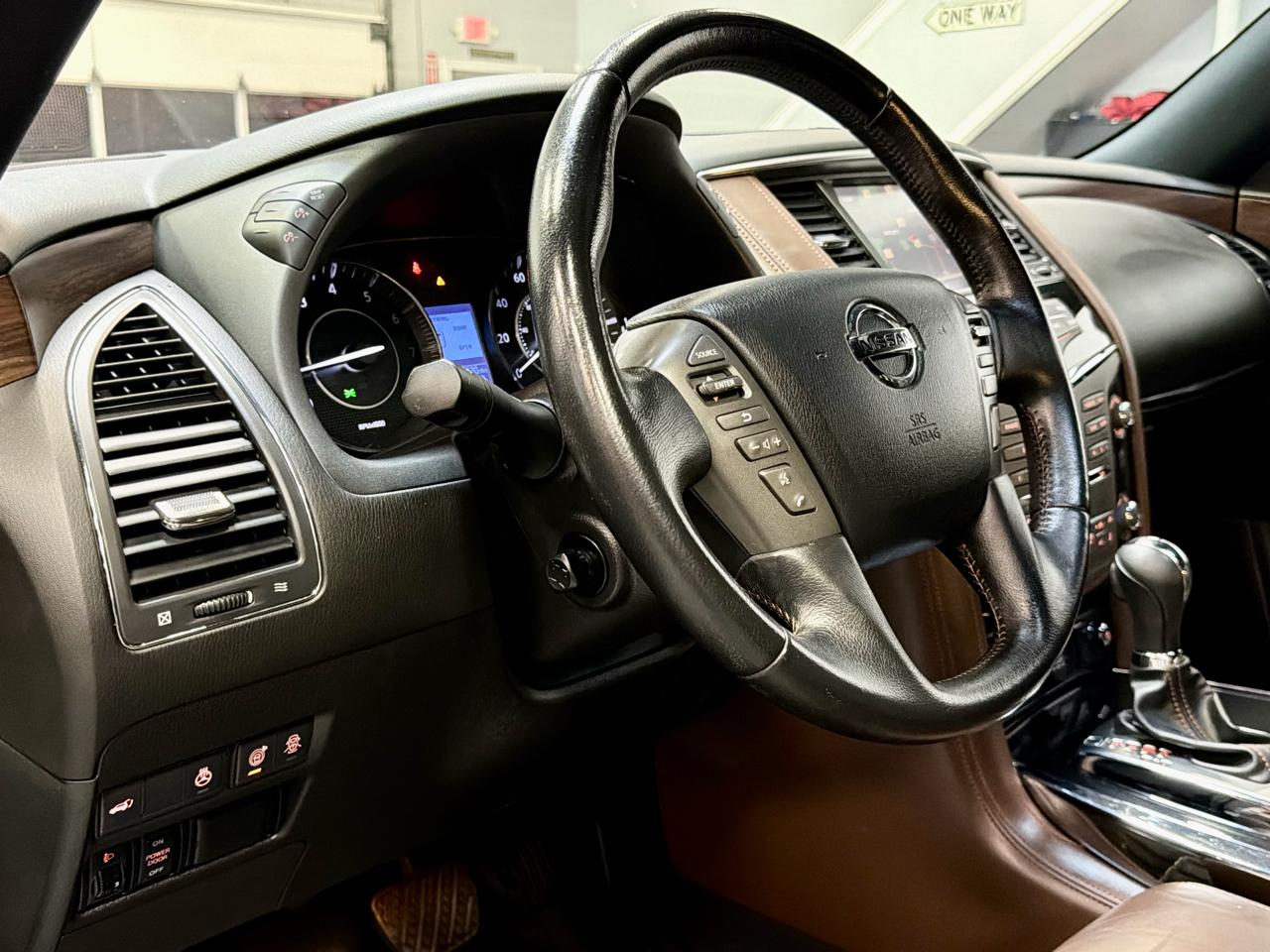 Nissan Armada 4x4 Platinum 2019