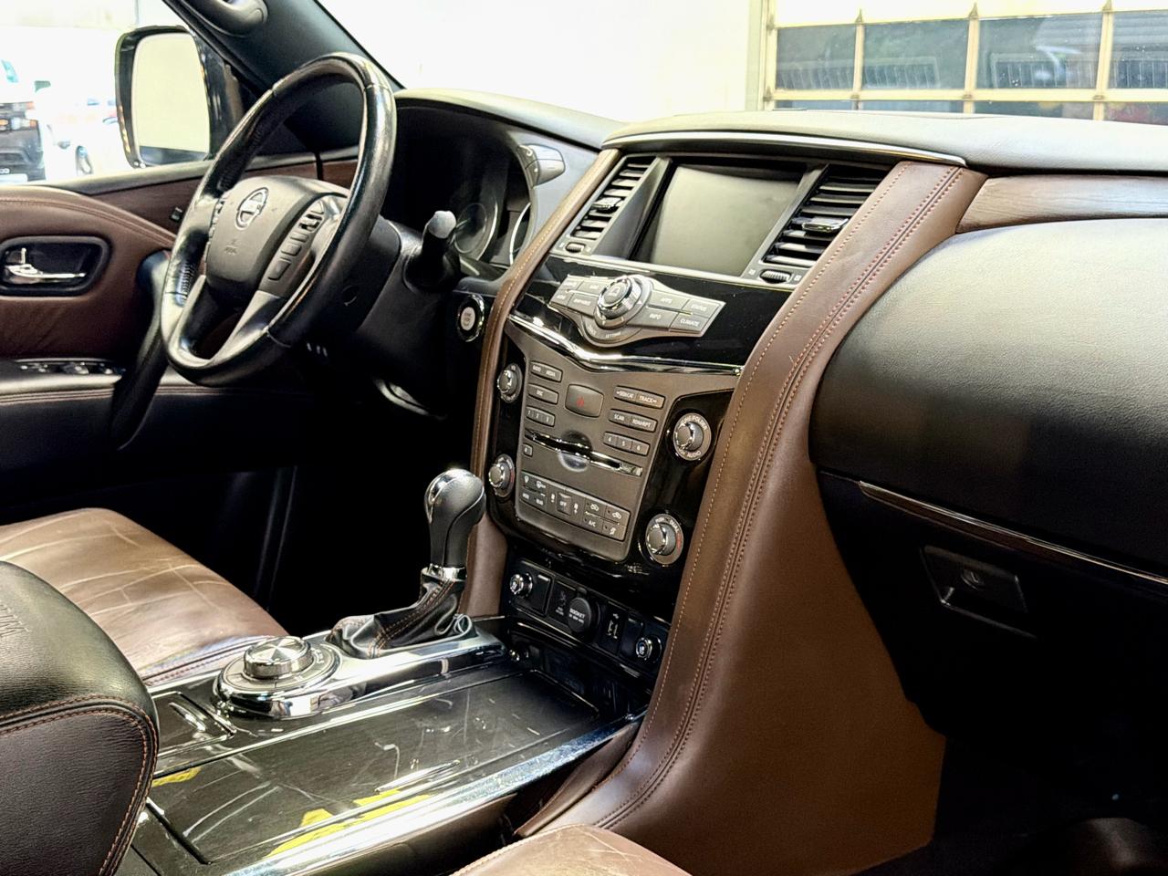 Nissan Armada 4x4 Platinum 2019