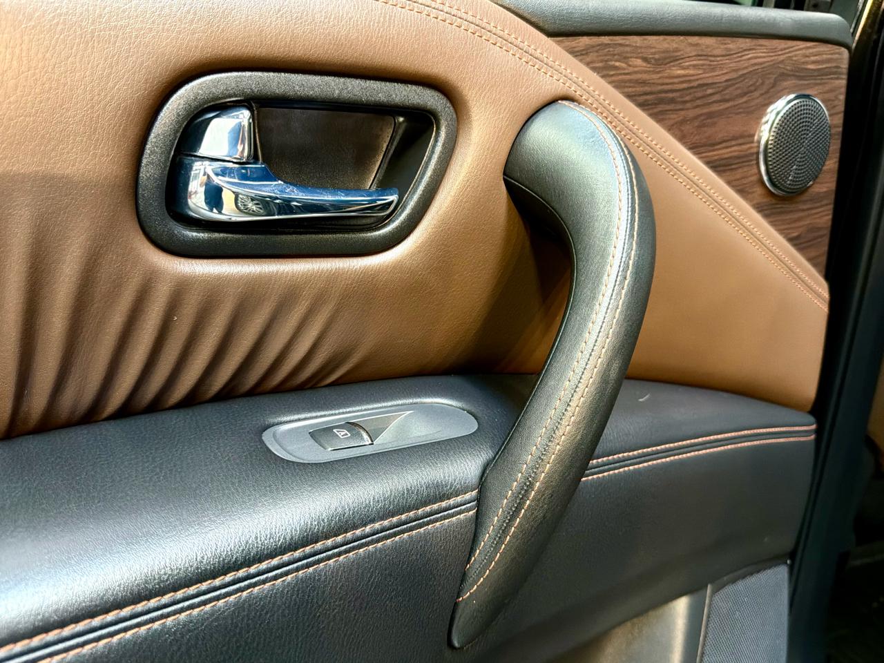 Nissan Armada 4x4 Platinum 2019