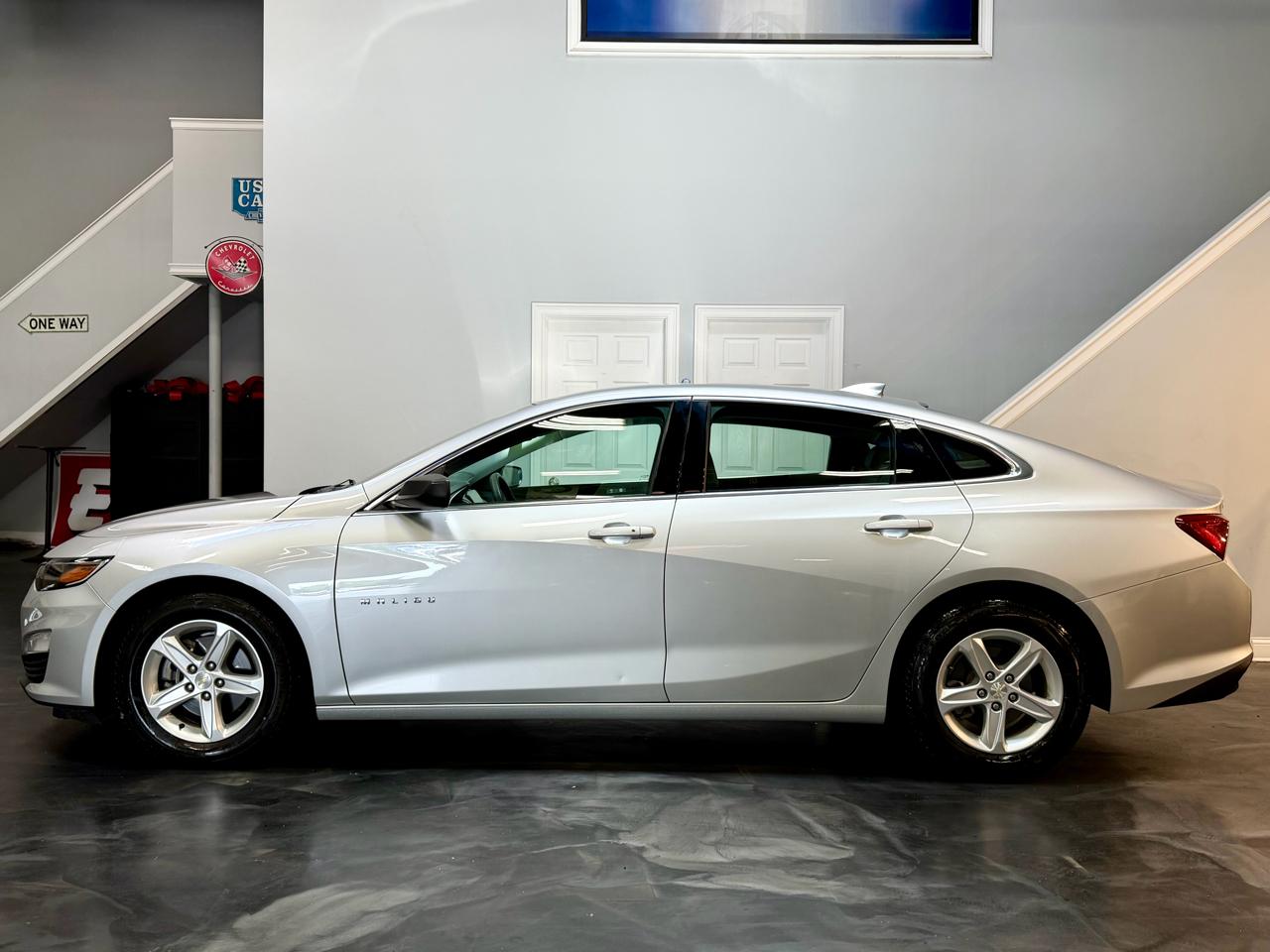 Chevrolet Malibu 4dr Sdn LS w/1FL 2020