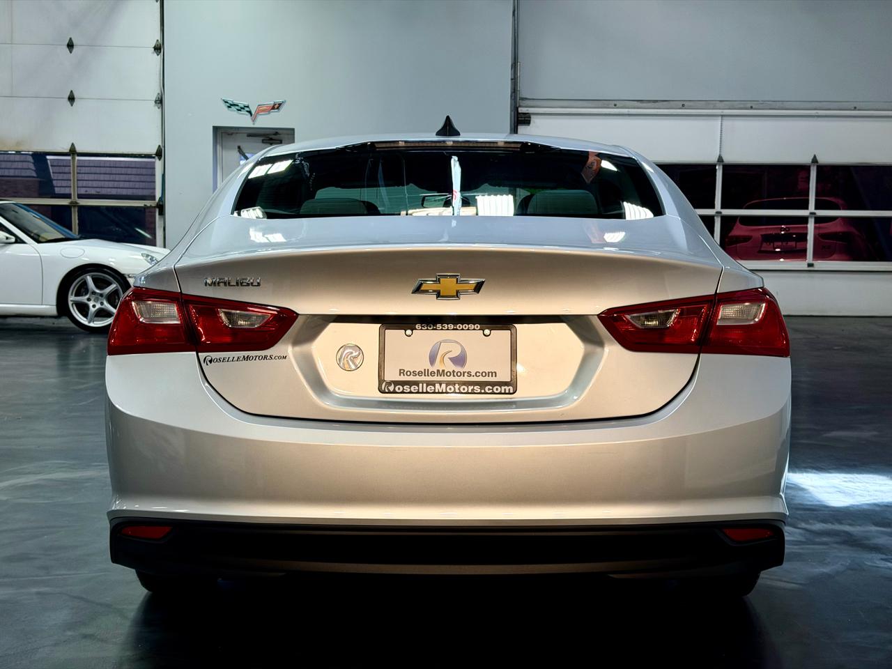 Chevrolet Malibu 4dr Sdn LS w/1FL 2020