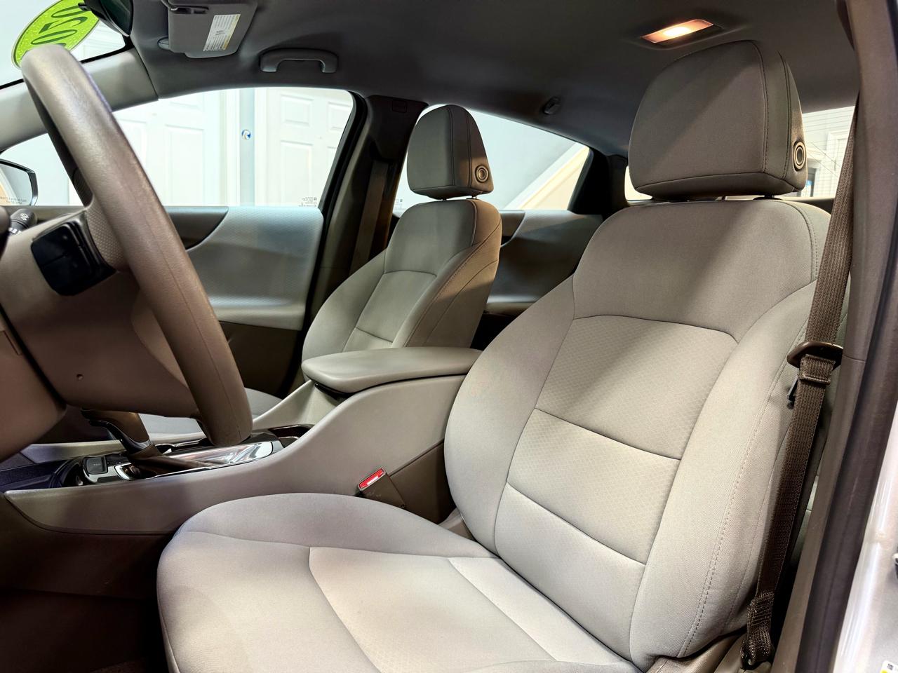 Chevrolet Malibu 4dr Sdn LS w/1FL 2020