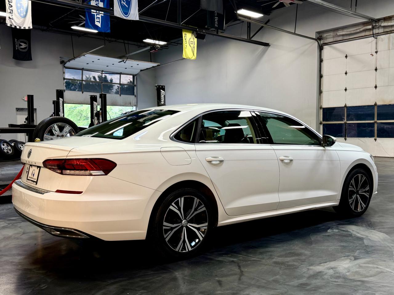 Volkswagen Passat 2.0T SE Auto 2021