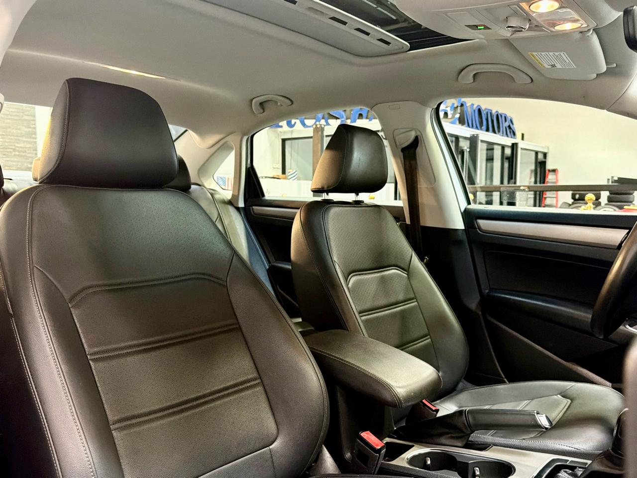 Volkswagen Passat 2.0T SE Auto 2021