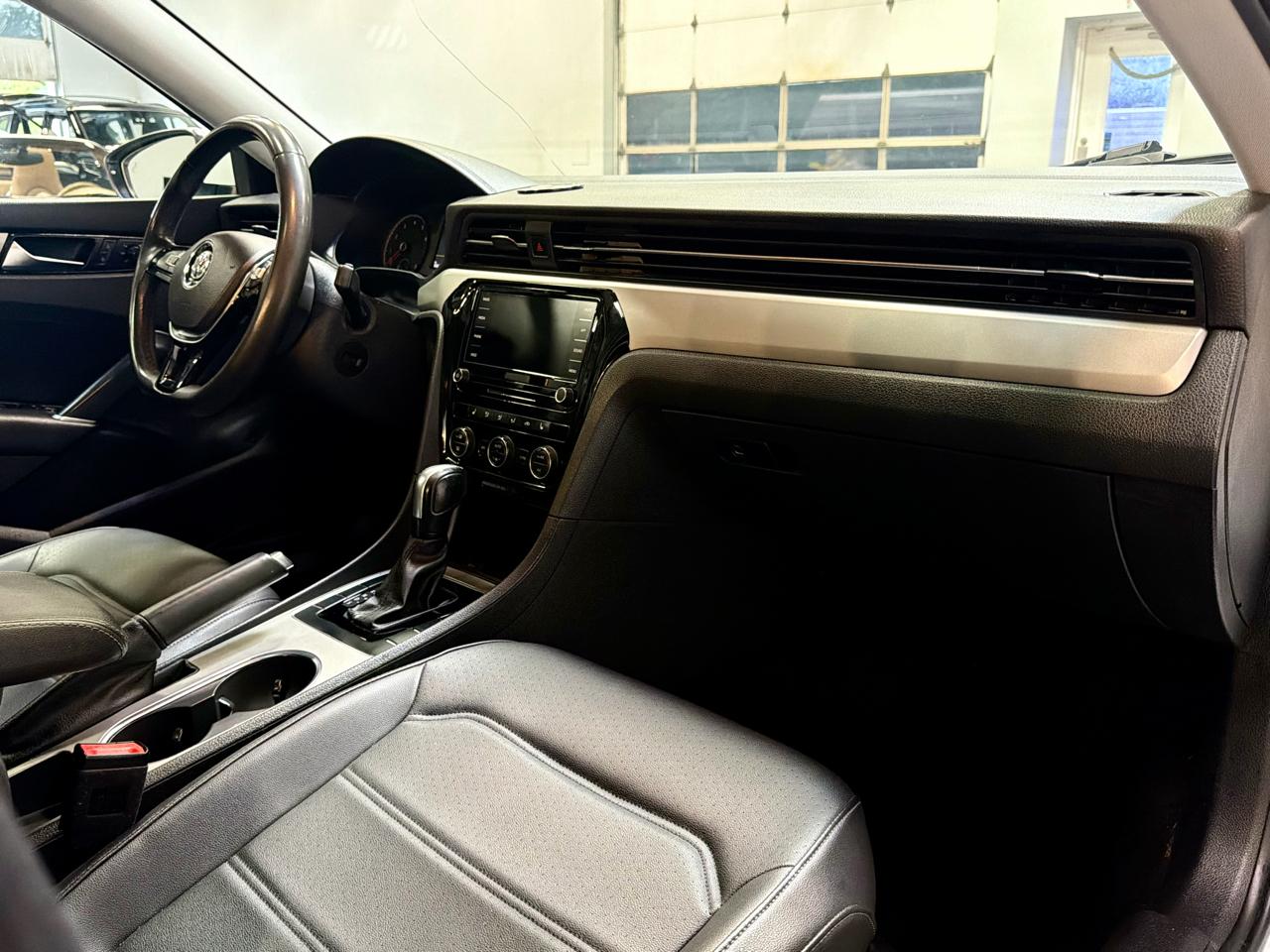 Volkswagen Passat 2.0T SE Auto 2021
