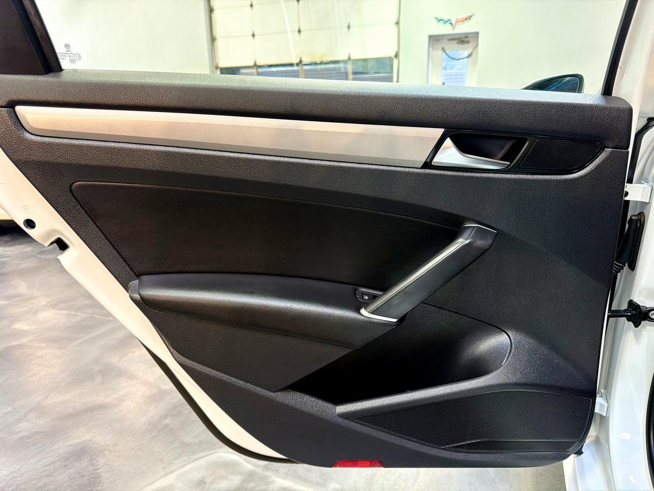 Volkswagen Passat 2.0T SE Auto 2021