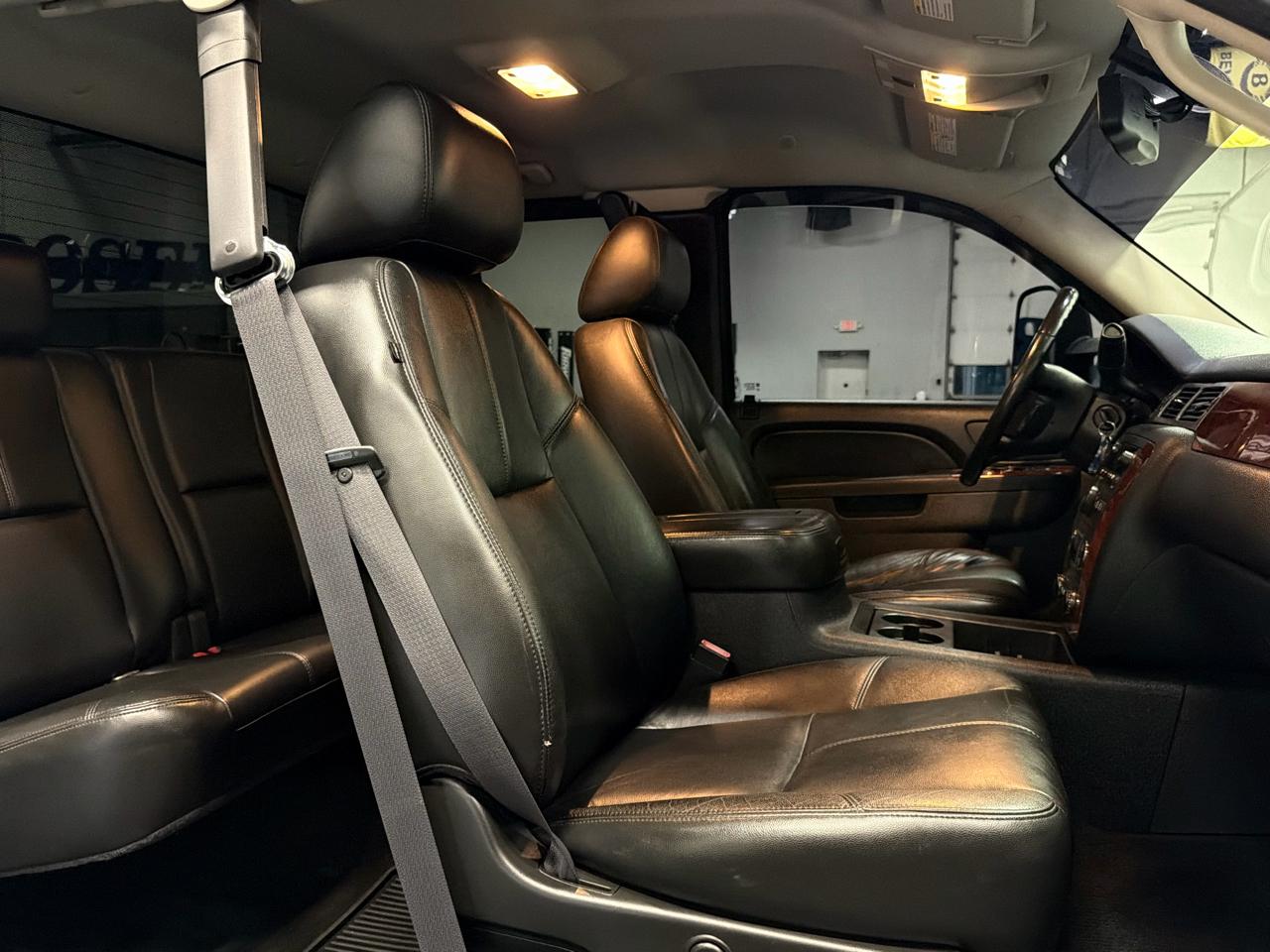 Chevrolet Silverado 2500HD 4WD Ext Cab 144.2" LTZ 2011