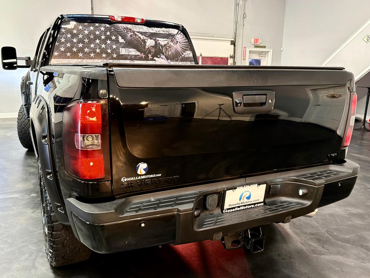 Chevrolet Silverado 2500HD 4WD Ext Cab 144.2" LTZ 2011