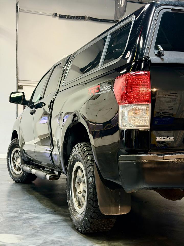 Toyota Tundra 4WD  2011