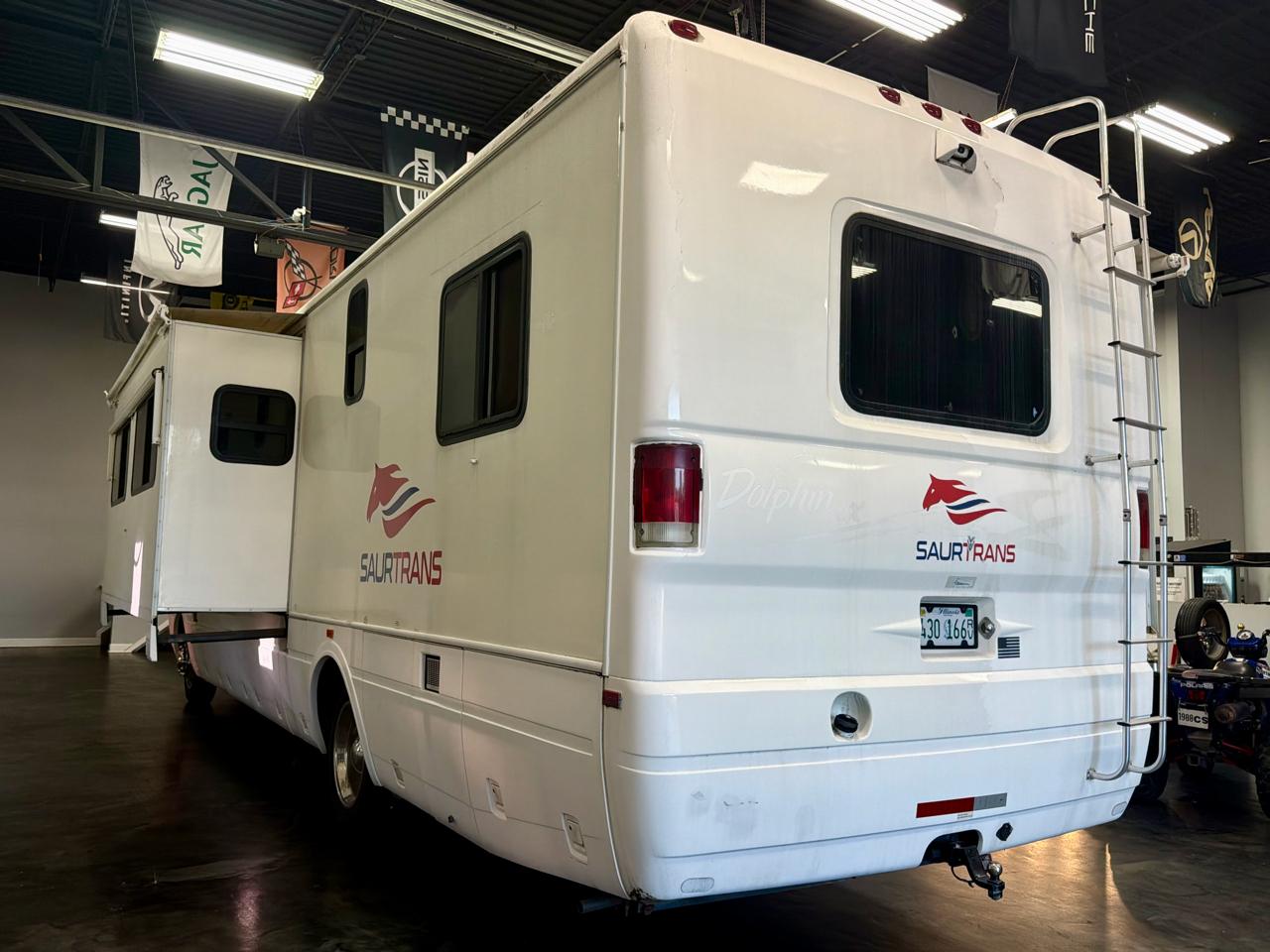 Workhorse W22  2003