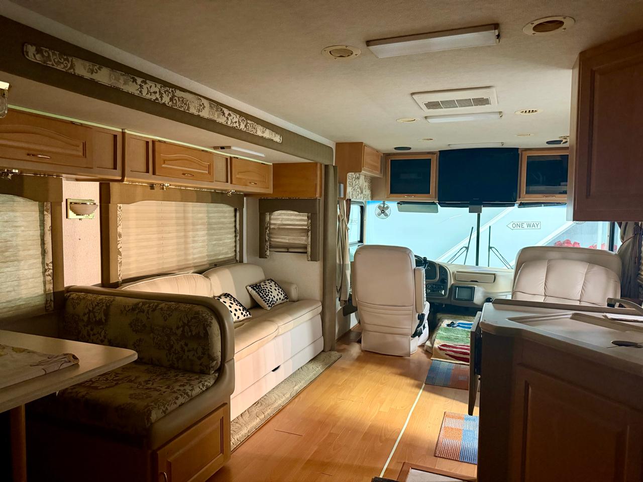 Workhorse W22  2003