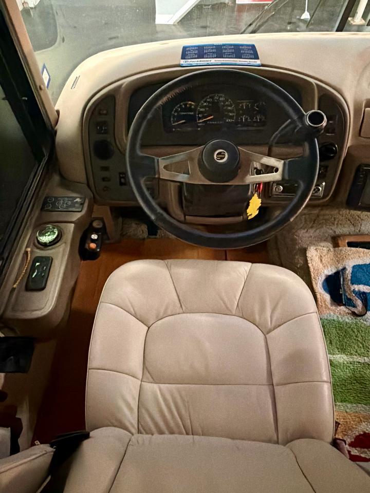 Workhorse W22  2003