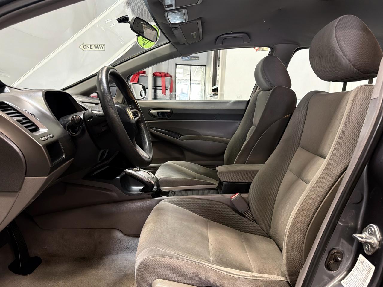 Honda Civic Sdn 4dr Auto LX 2011