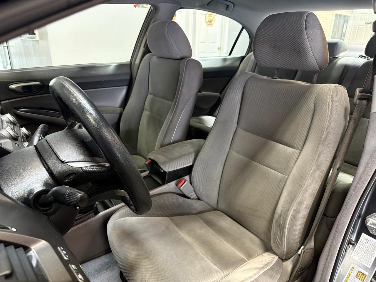 Honda Civic Sdn 4dr Auto LX 2011