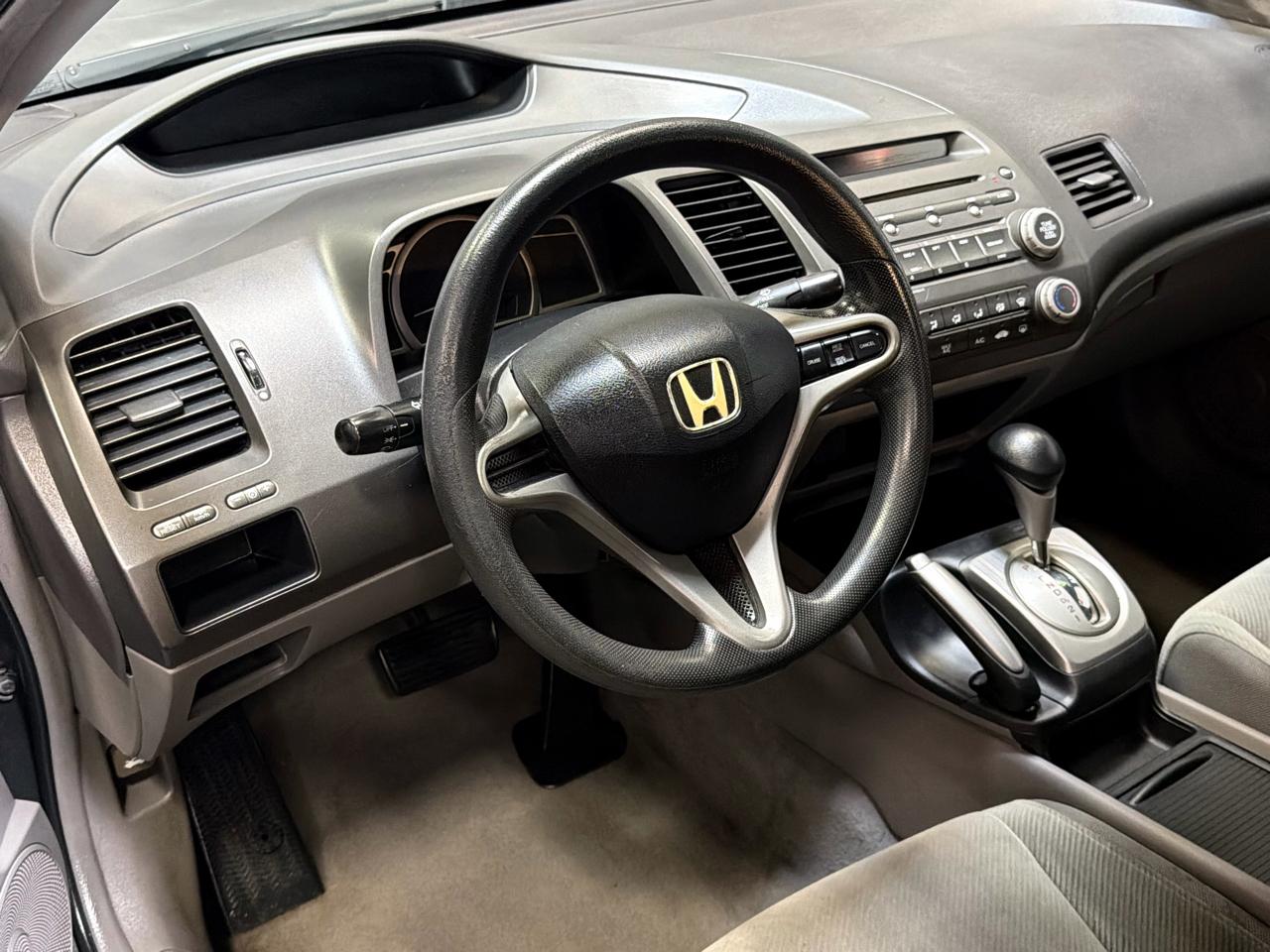 Honda Civic Sdn 4dr Auto LX 2011