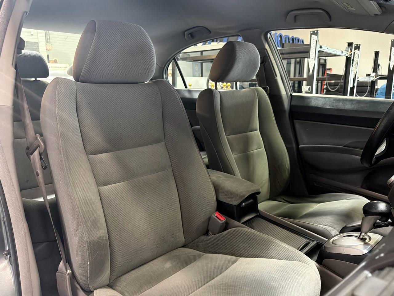 Honda Civic Sdn 4dr Auto LX 2011