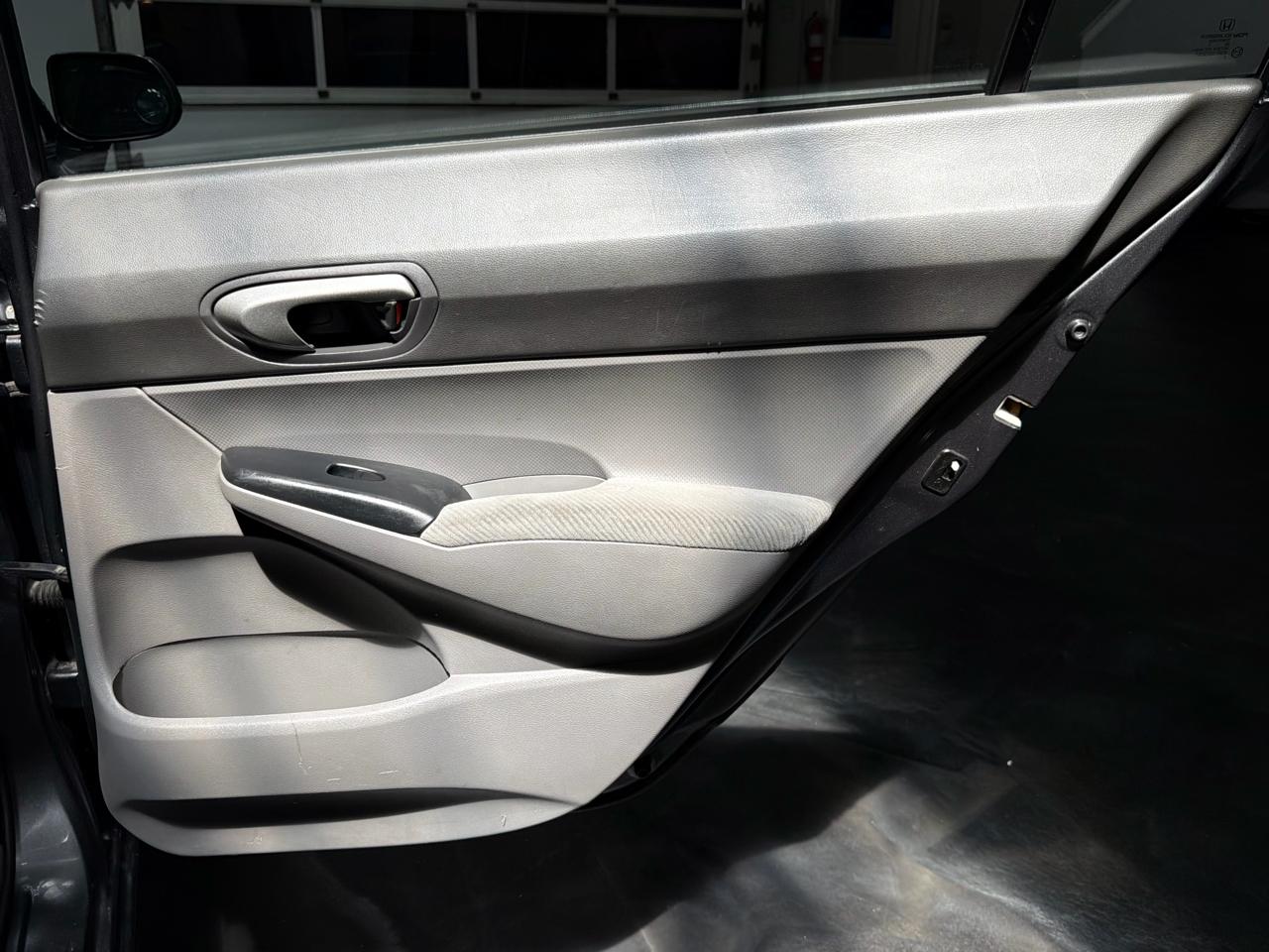 Honda Civic Sdn 4dr Auto LX 2011