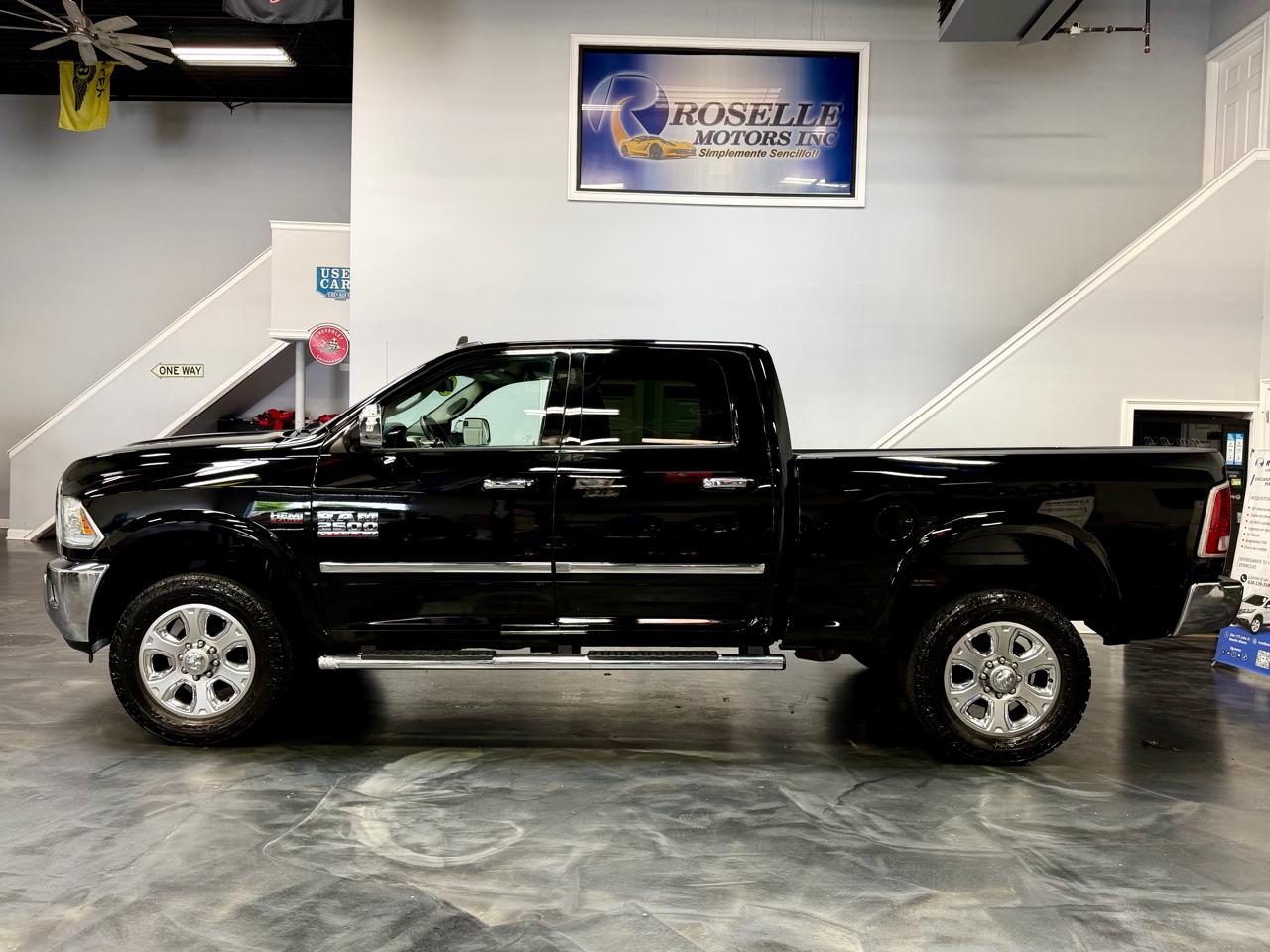 RAM 2500 4WD Crew Cab 149" Laramie 2015