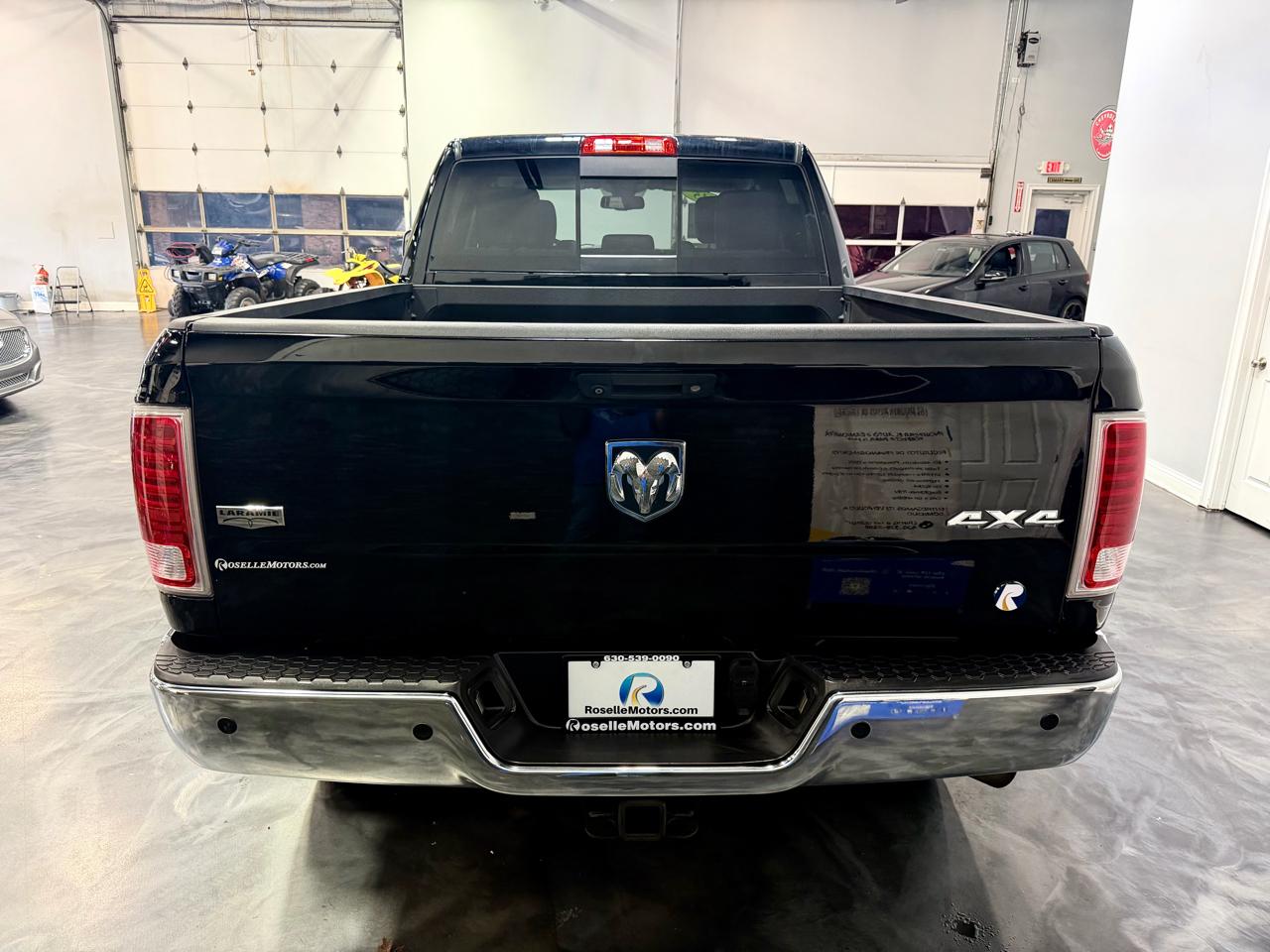 RAM 2500 4WD Crew Cab 149" Laramie 2015