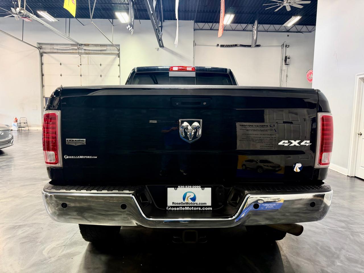 RAM 2500 4WD Crew Cab 149" Laramie 2015