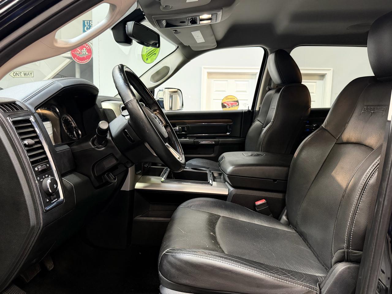 RAM 2500 4WD Crew Cab 149" Laramie 2015