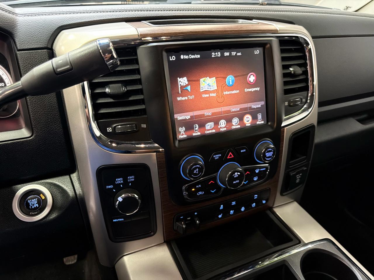 RAM 2500 4WD Crew Cab 149" Laramie 2015