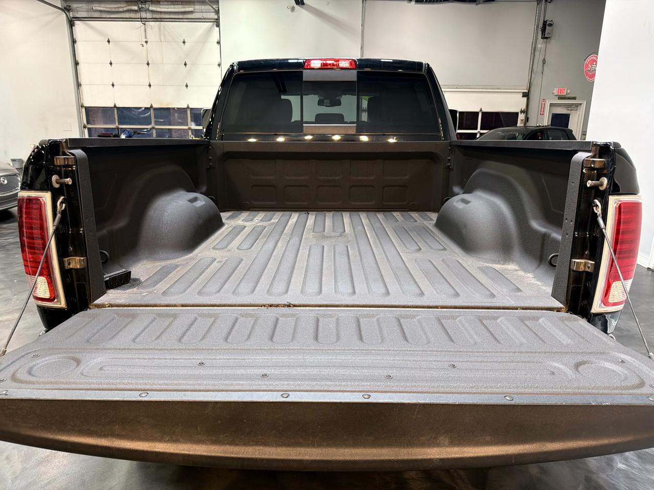 RAM 2500 4WD Crew Cab 149" Laramie 2015