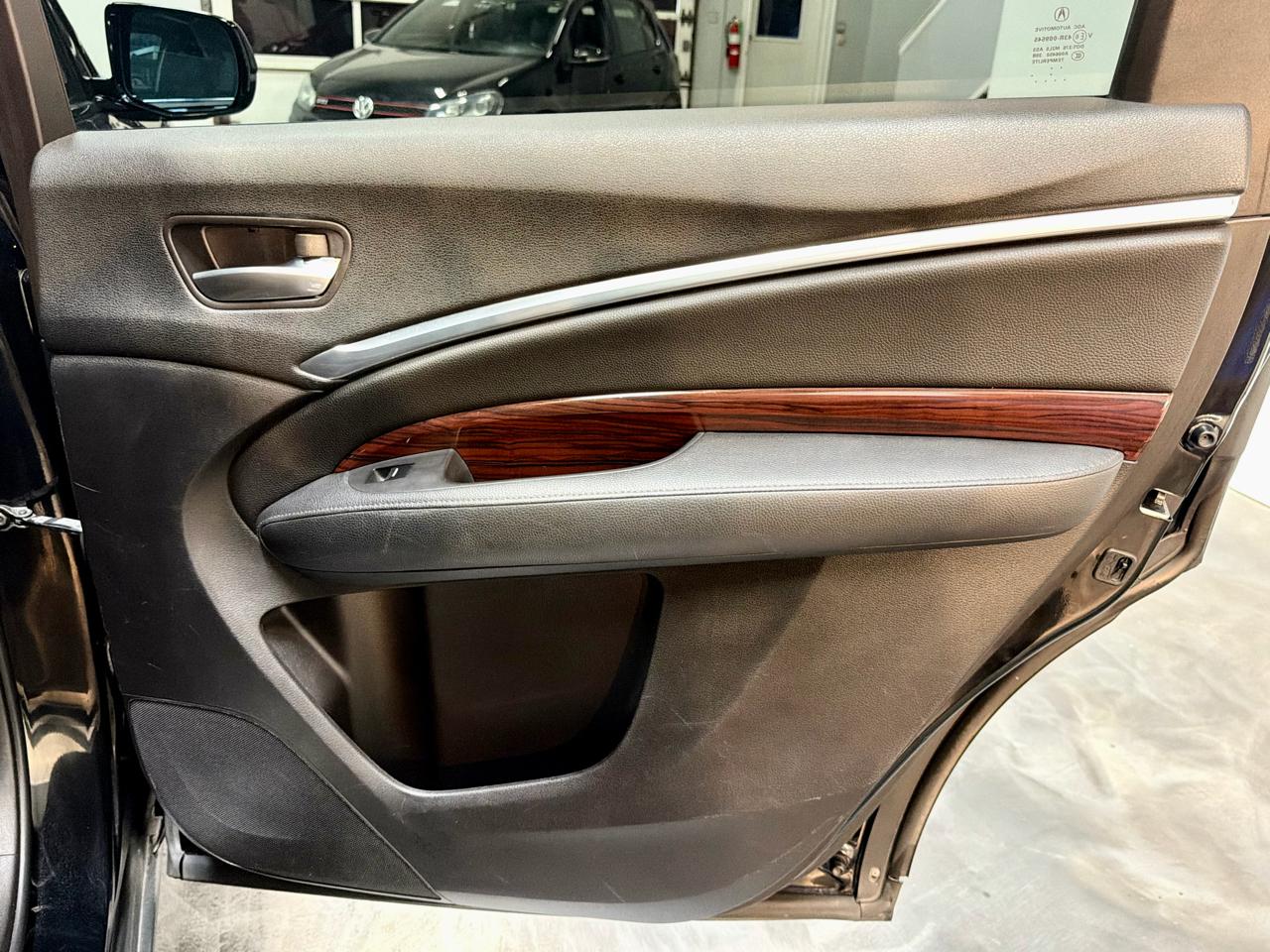 Acura MDX SH-AWD 4dr Tech Pkg 2014