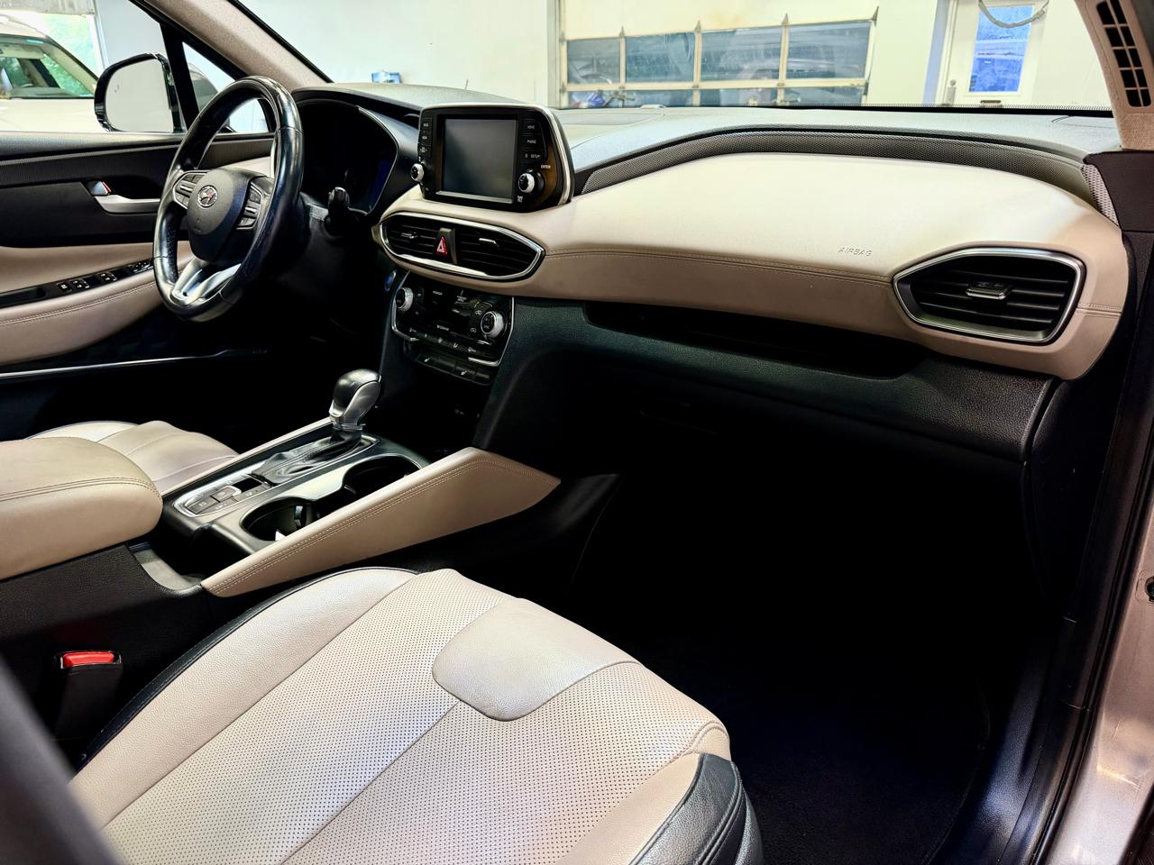 Hyundai Santa Fe SEL 2.0T Auto AWD 2020