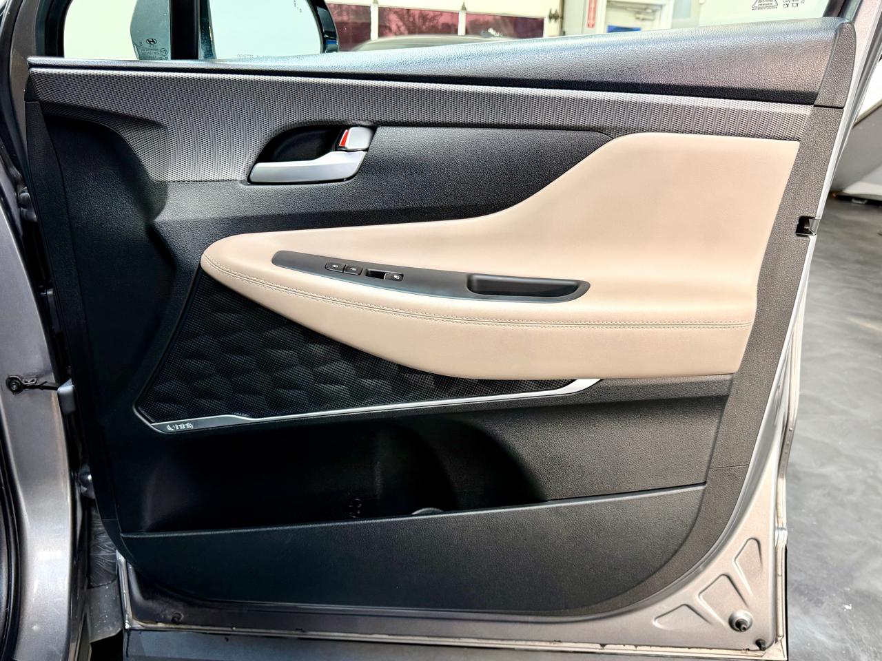 Hyundai Santa Fe SEL 2.0T Auto AWD 2020