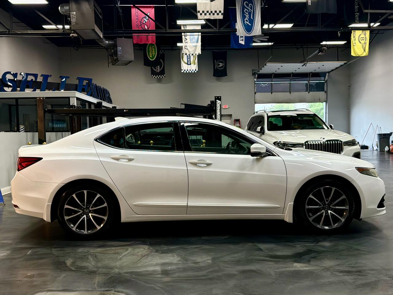Acura TLX 4dr Sdn FWD V6 Advance 2015