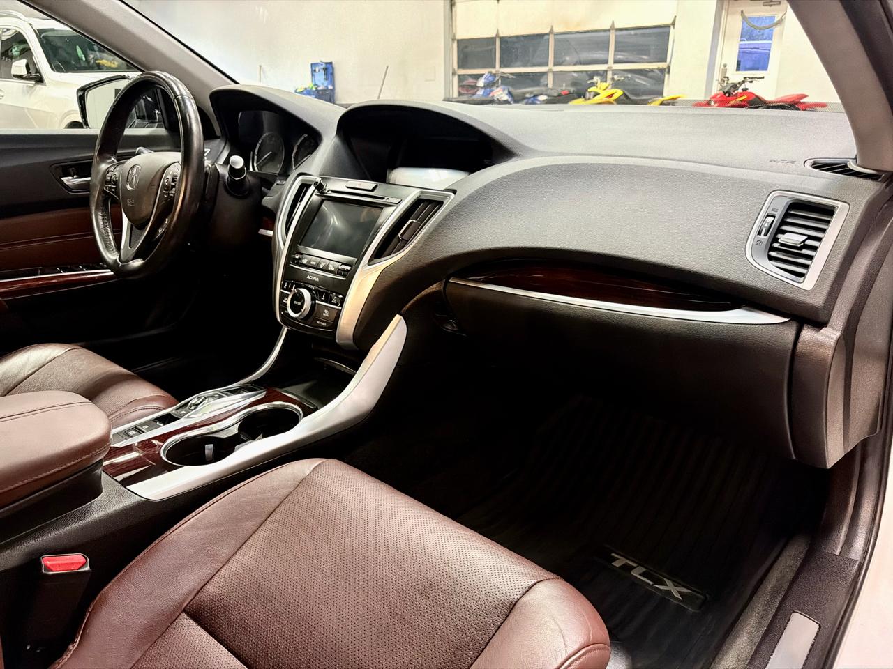 Acura TLX 4dr Sdn FWD V6 Advance 2015