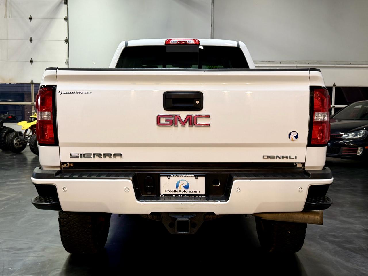 GMC Sierra 2500HD 4WD Crew Cab 153.7" Denali 2016