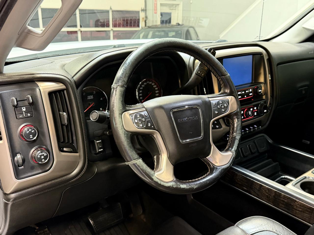 GMC Sierra 2500HD 4WD Crew Cab 153.7" Denali 2016
