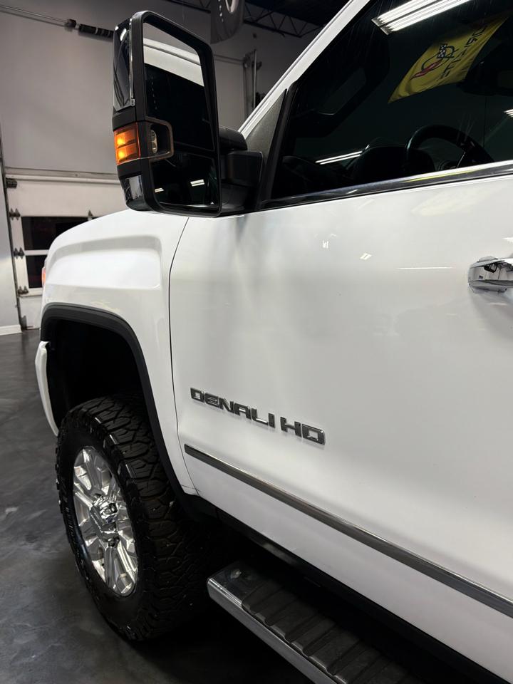 GMC Sierra 2500HD 4WD Crew Cab 153.7" Denali 2016