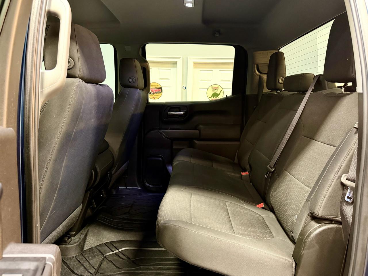 Chevrolet Silverado 1500 4WD Crew Cab 147" Custom Trail Boss 2019