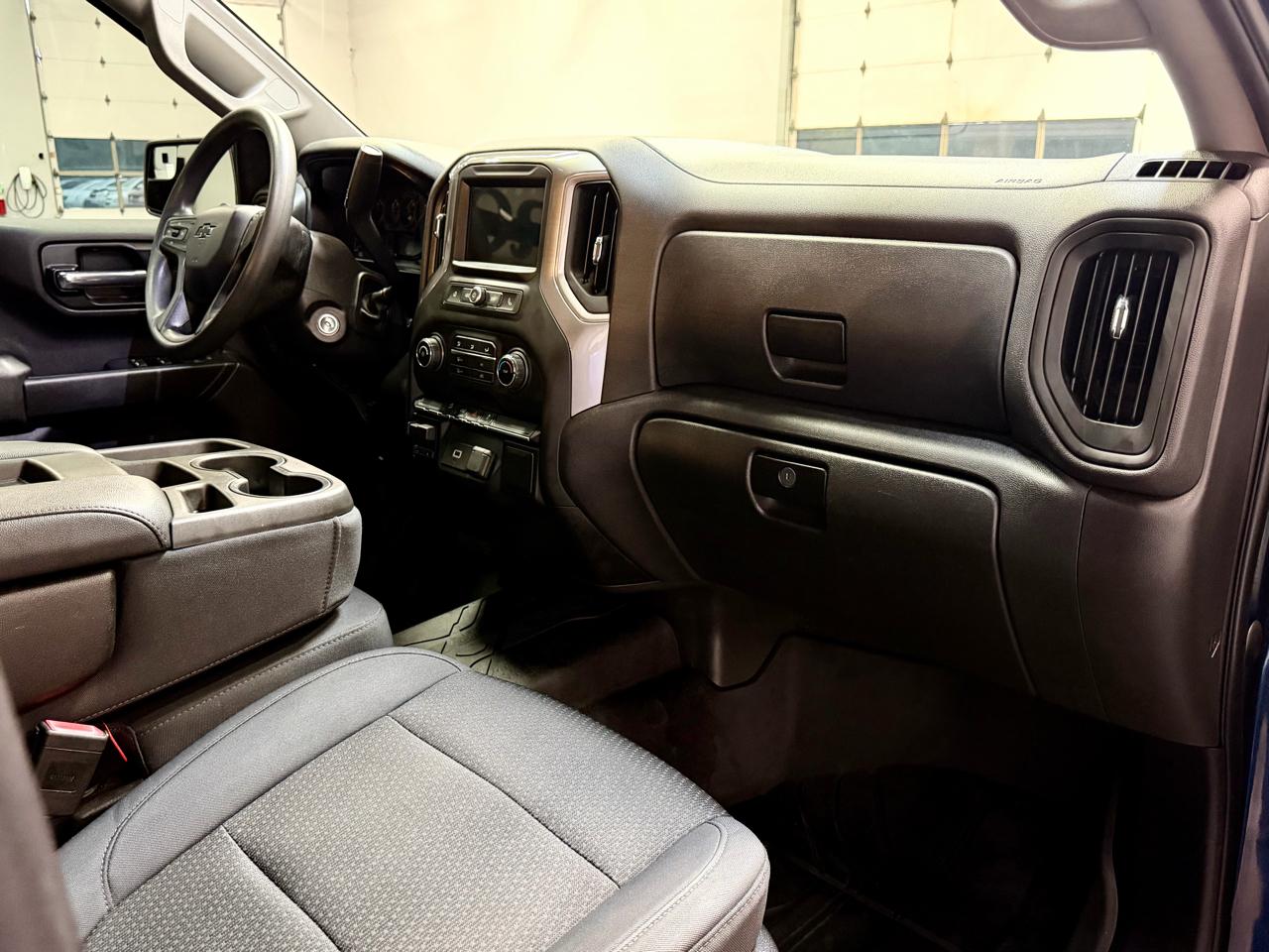 Chevrolet Silverado 1500 4WD Crew Cab 147" Custom Trail Boss 2019