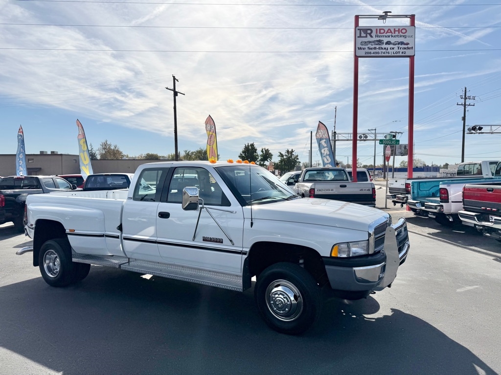 1996 Dodge Ram 3500 ST Club Cab 8-ft. Bed 4WD